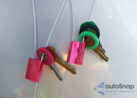 1960 Studebaker Lark z USA, uszkodzony, nr VIN 60SF412697